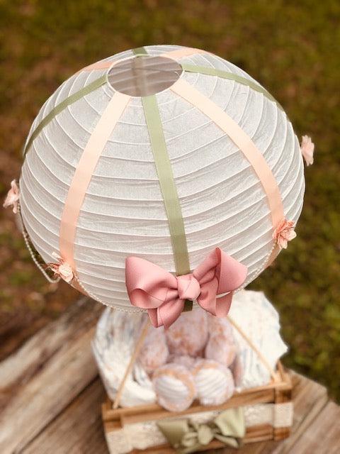 Soft Shell Baby Balloon Basket Centerpiece
