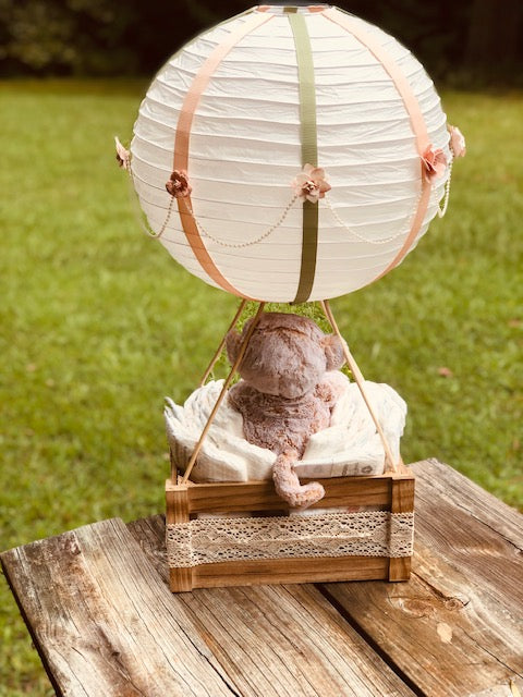 Soft Shell Baby Balloon Basket Centerpiece